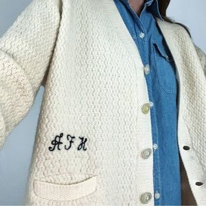 Vintage 60’s Monogrammed Knit V-Neck Button-Front Cardigan | Size M